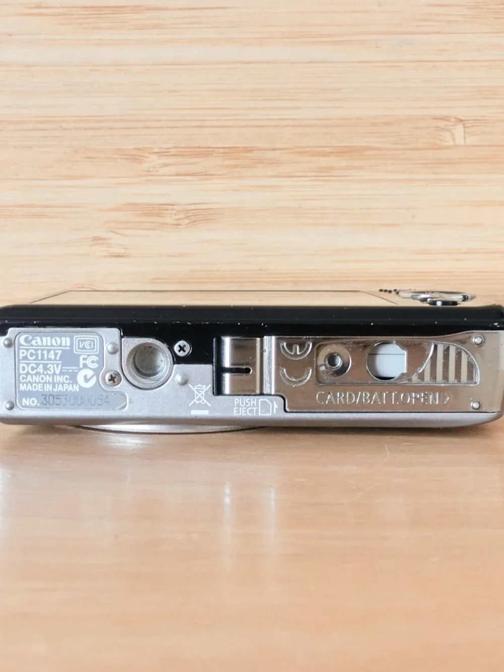 Canon PowerShot SD630 Digital ELPH 6.0MP Camera Silver 3x Zoom Tested - Picture 8 of 12